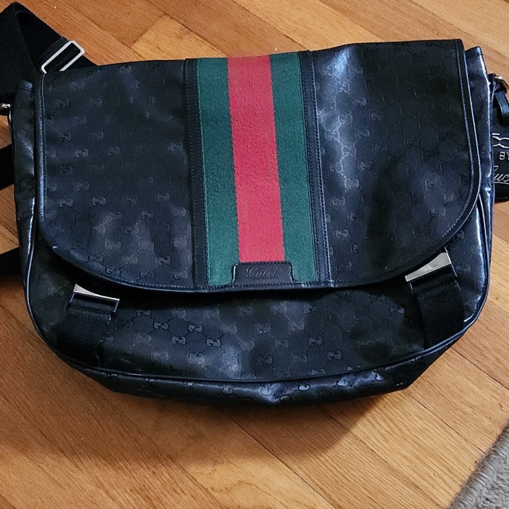 GUCCI Imprime Monogram Medium Web 500 edition unisex Messenger bag.